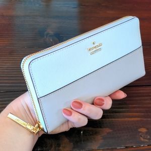 Kate Spade billfold clutch